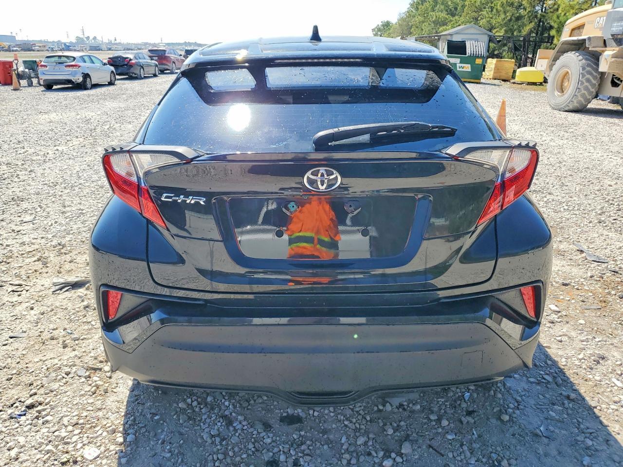 2019 Toyota C-Hr Le - zdjęcie 6