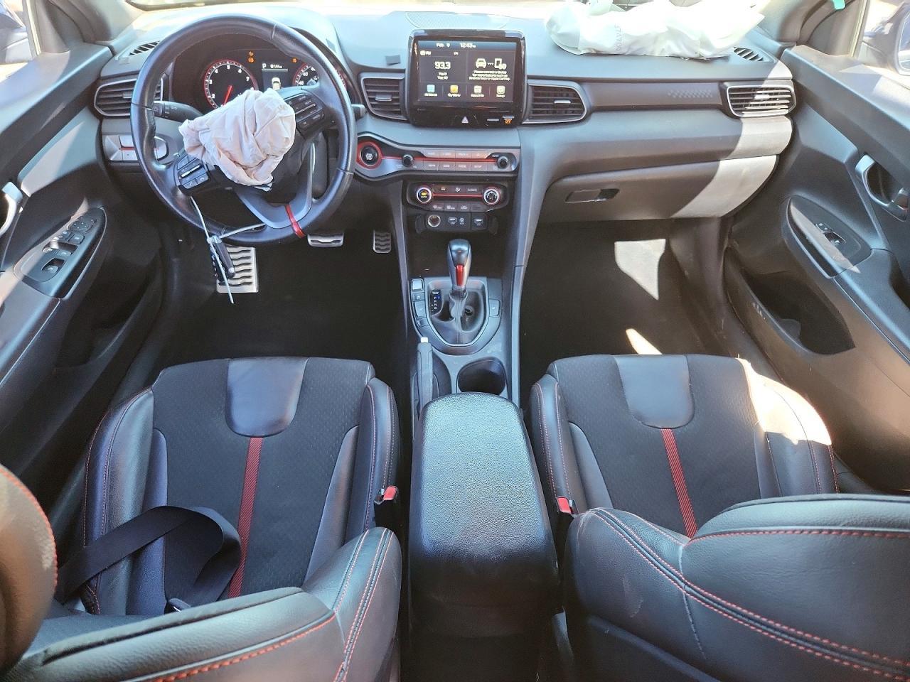 2019 Hyundai Veloster Turbo - zdjęcie 8