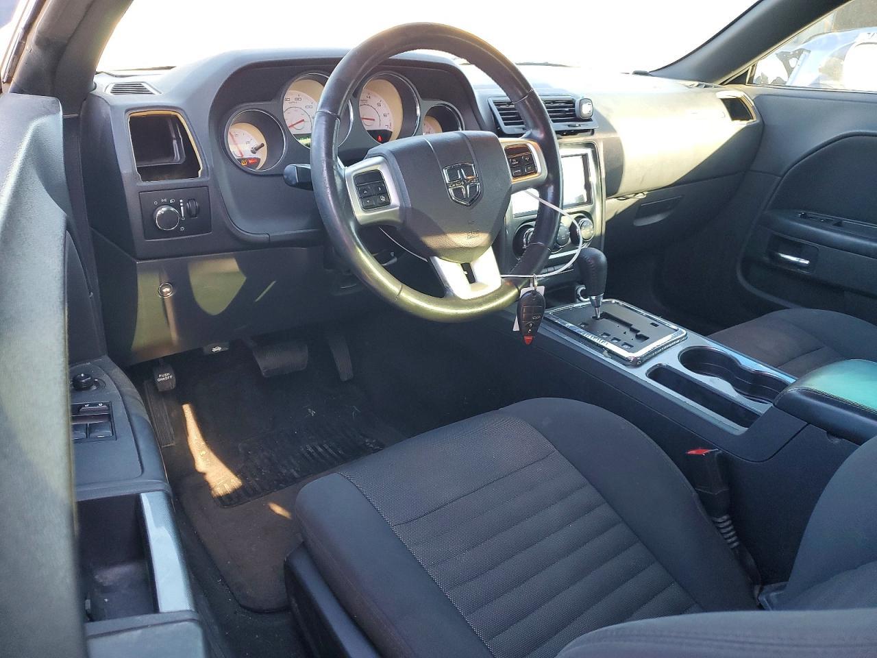 2014 Dodge Challenger Sxt - zdjęcie 8