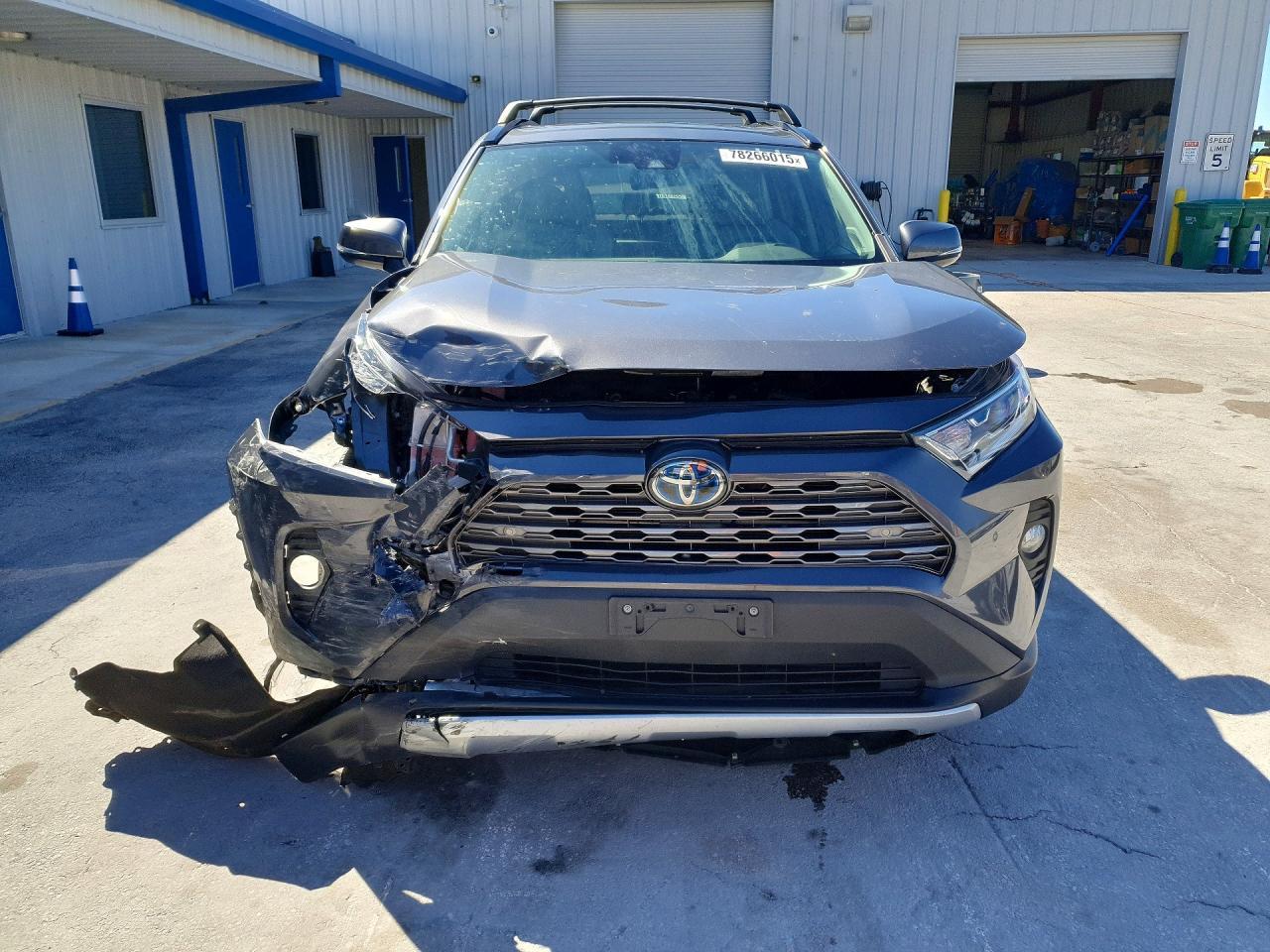 2019 Toyota Rav4 Hybrid Limited - zdjęcie 5