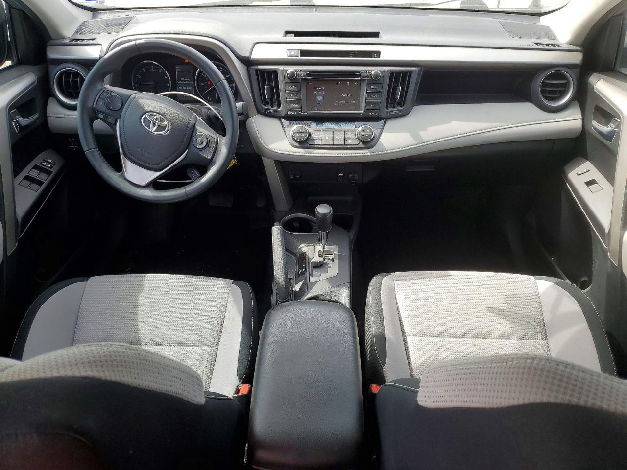 2016 Toyota Rav4 Xle - zdjęcie 8