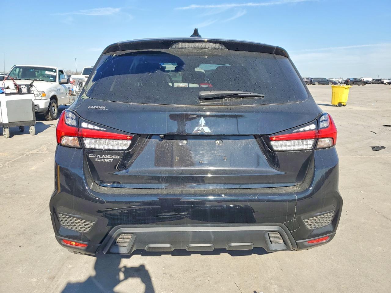 2022 Mitsubishi Outlander Sport Es - zdjęcie 6