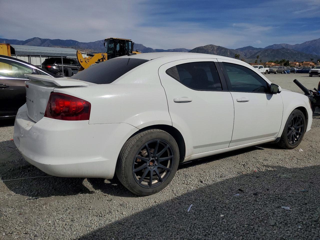 2014 Dodge Avenger Sxt - zdjęcie 3