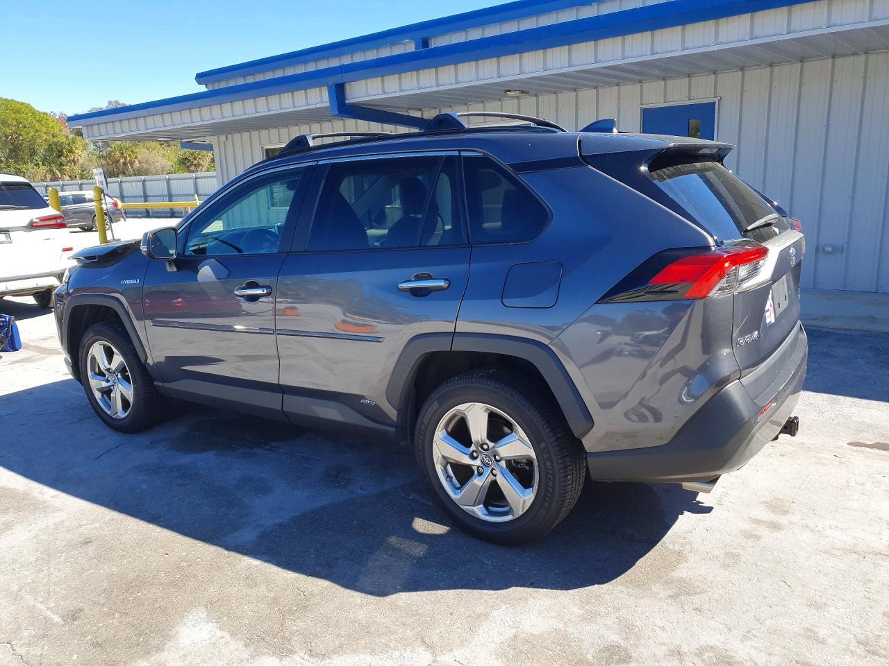 2019 Toyota Rav4 Hybrid Limited - zdjęcie 2