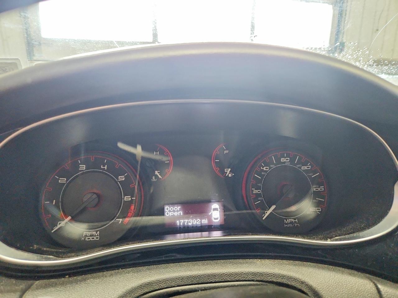 2013 Dodge Dart Sxt - zdjęcie 9