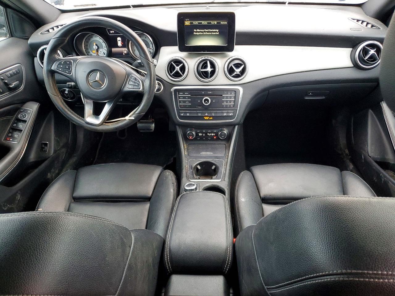 2017 Mercedes-Benz Gla 250 4Matic - zdjęcie 8