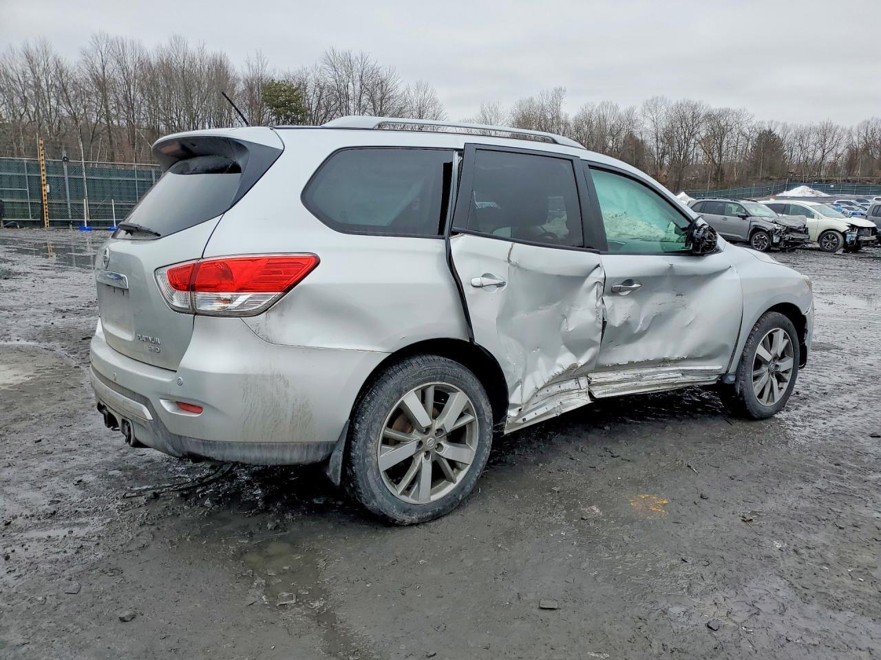 2013 Nissan Pathfinder S - zdjęcie 3