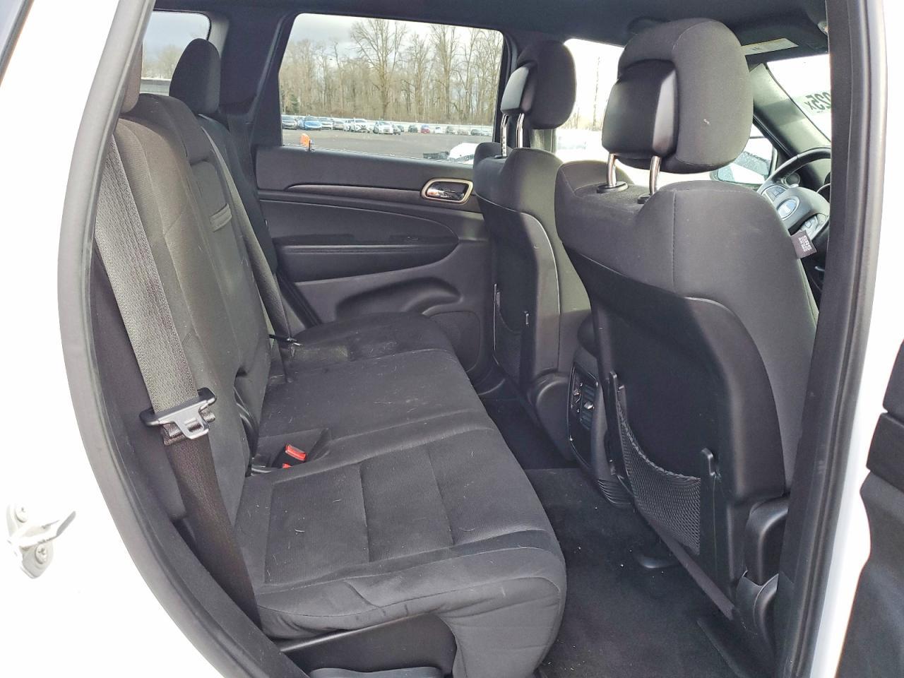 2015 Jeep Grand Cherokee Laredo - zdjęcie 11