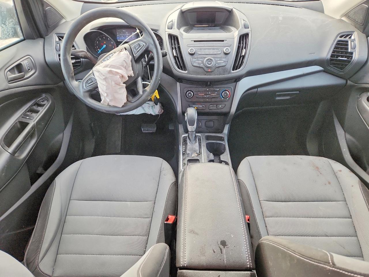 2018 Ford Escape S - zdjęcie 8