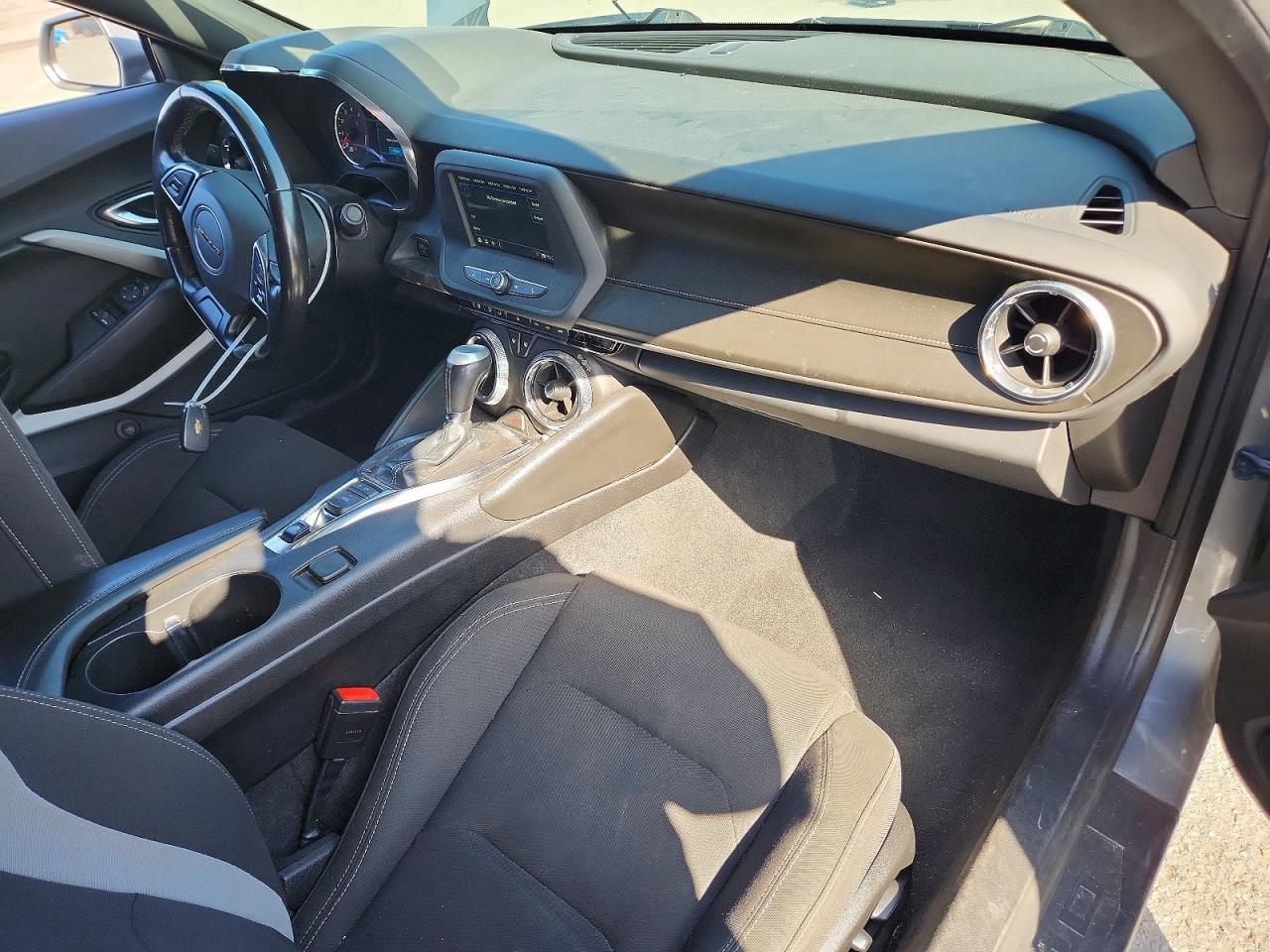 2019 Chevrolet Camaro Ls - zdjęcie 8