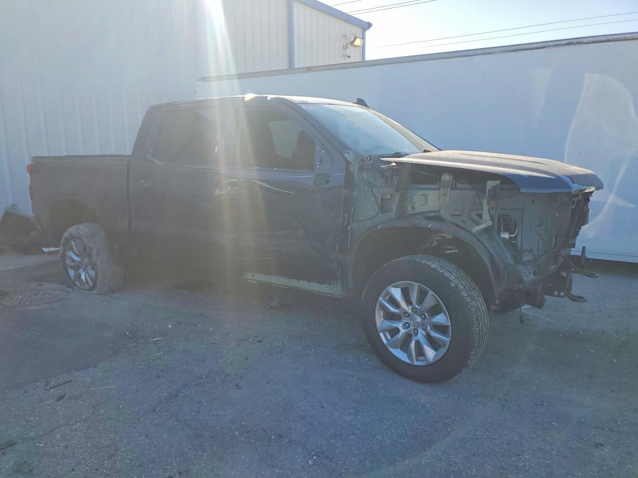 2020 Chevrolet Silverado C1500 Custom - zdjęcie 4