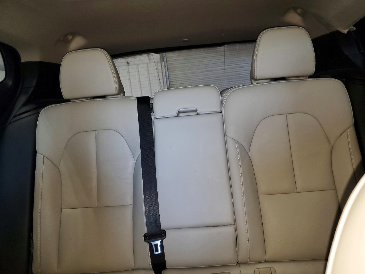 2024 Volvo Xc40 Plus - zdjęcie 10