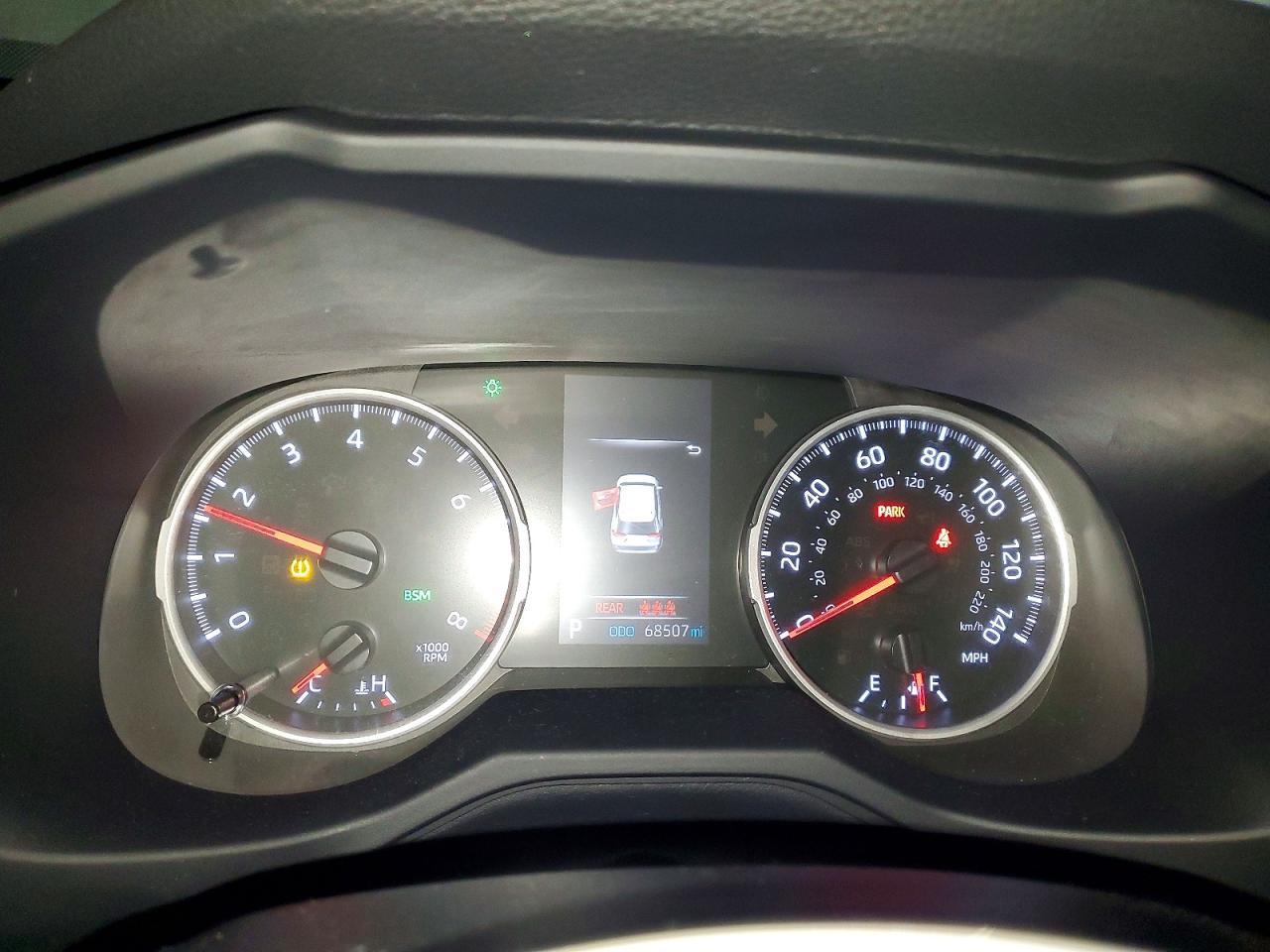 2021 Toyota Rav4 Le - zdjęcie 9