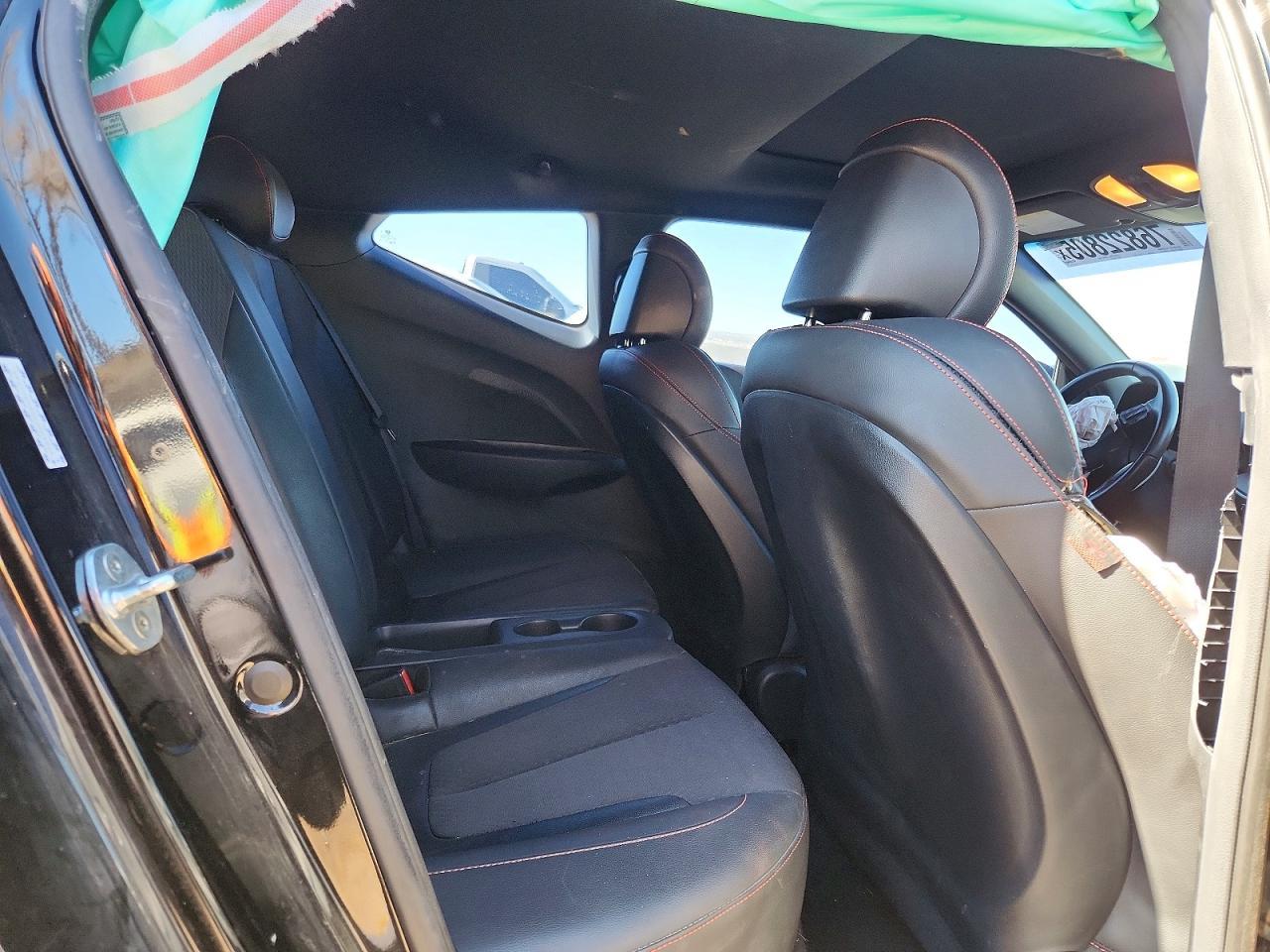 2019 Hyundai Veloster Turbo - zdjęcie 10