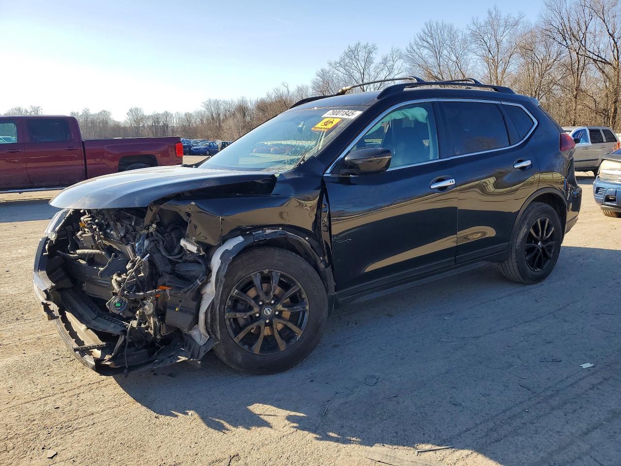 2018 Nissan Rogue Sv - zdjęcie główne