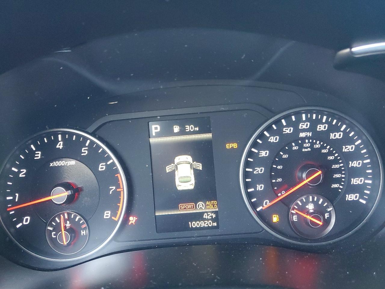 2022 Kia Stinger Gt1 - zdjęcie 9