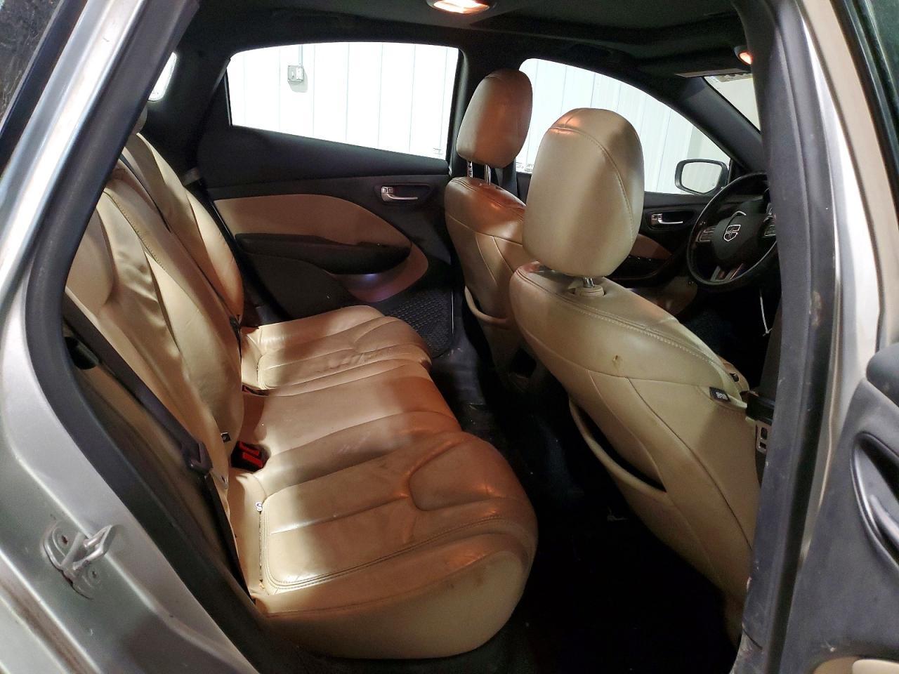 2013 Dodge Dart Limited - zdjęcie 10