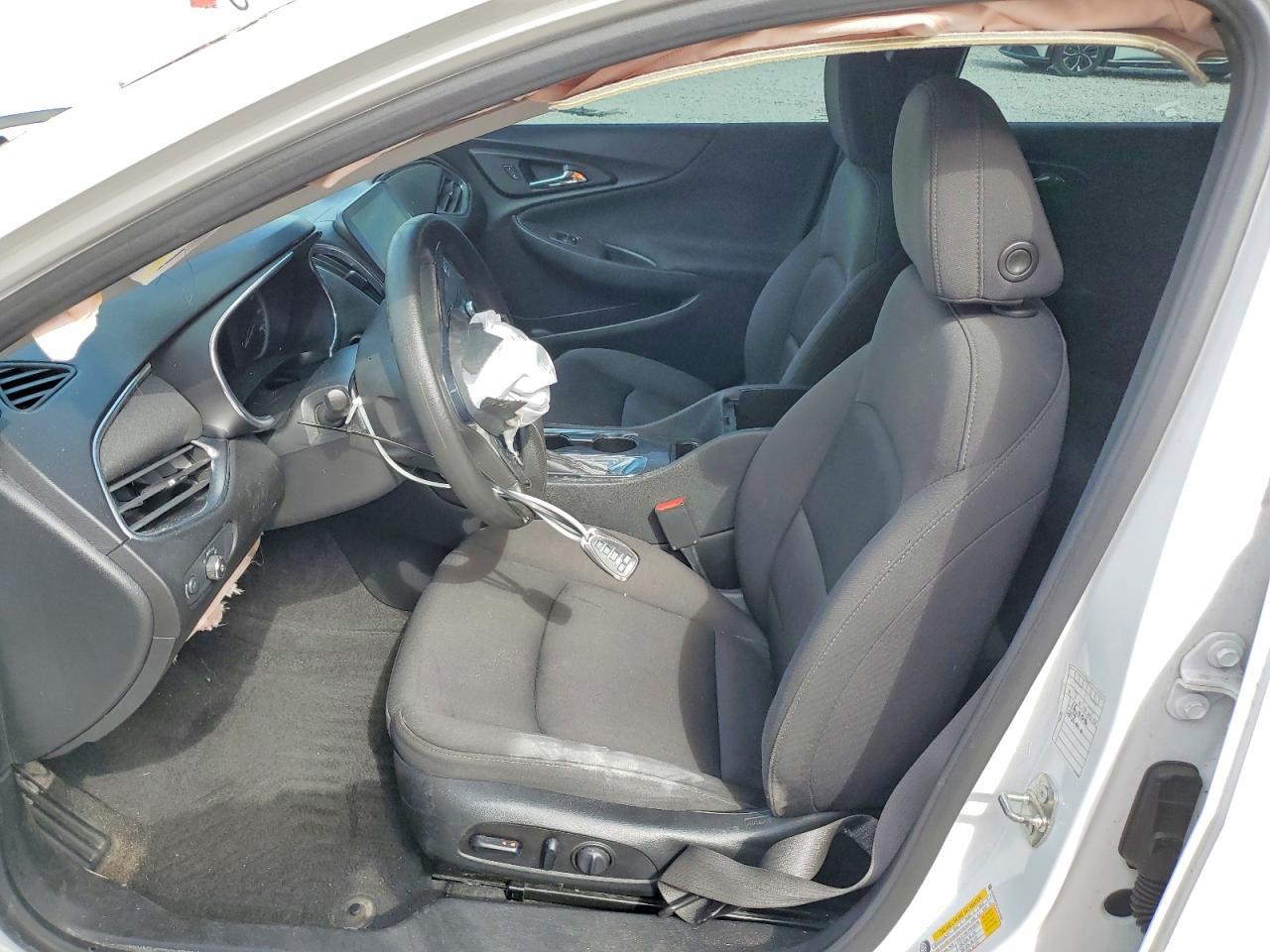 2020 Chevrolet Malibu Lt - zdjęcie 7