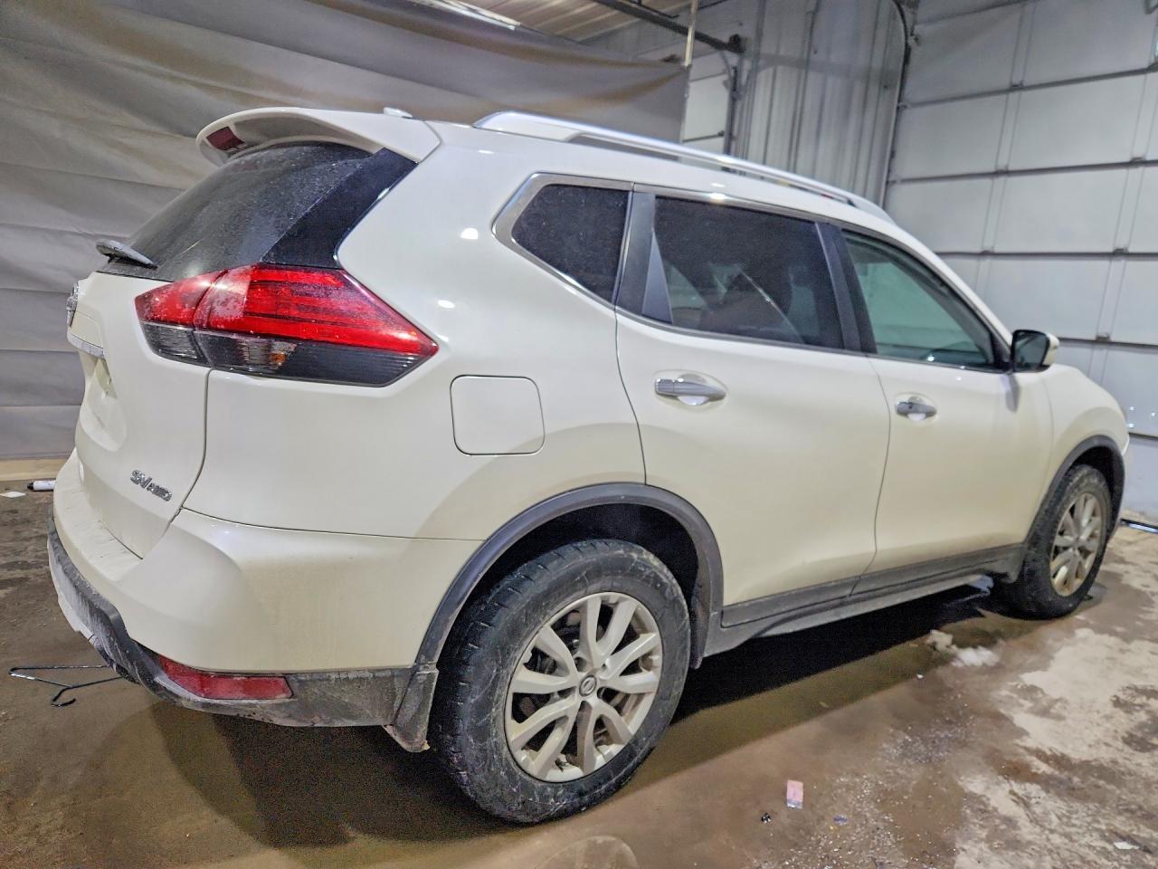 2017 Nissan Rogue Sv - zdjęcie 3