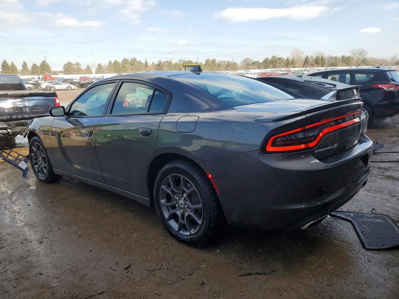 2018 Dodge Charger Gt - zdjęcie 2