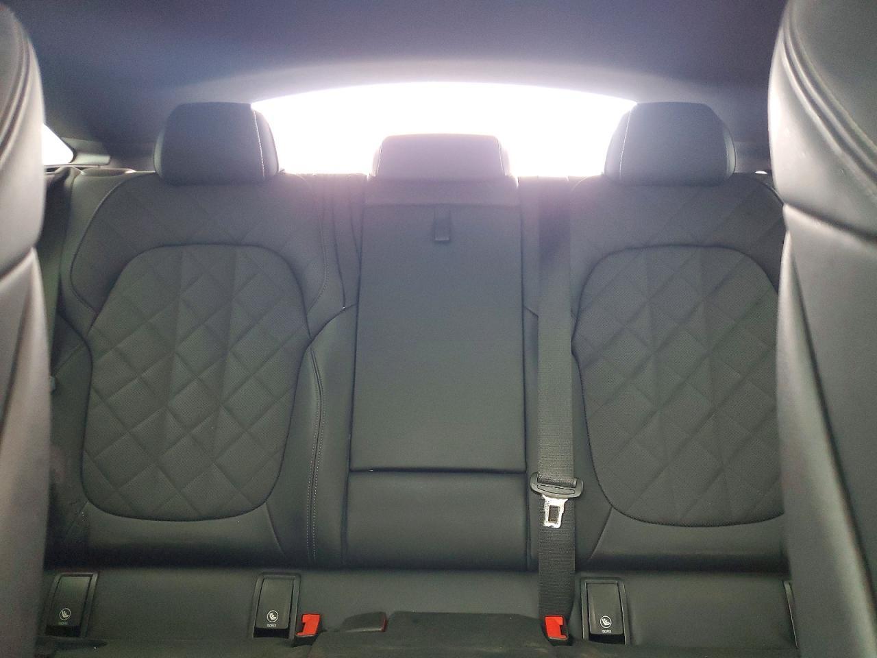 2023 BMW X6 xDrive40I - zdjęcie 10