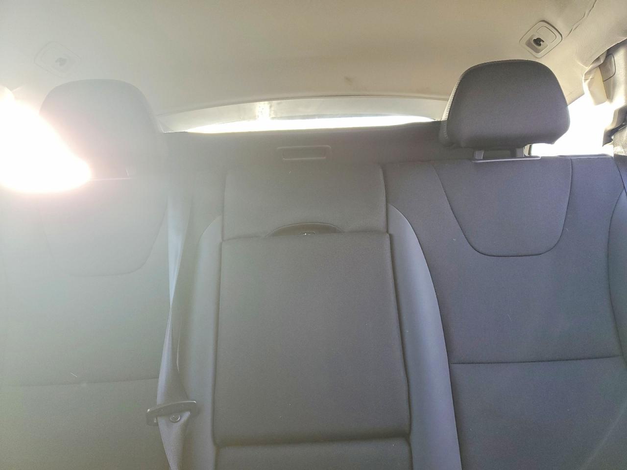 2015 Volvo V60 - zdjęcie 10