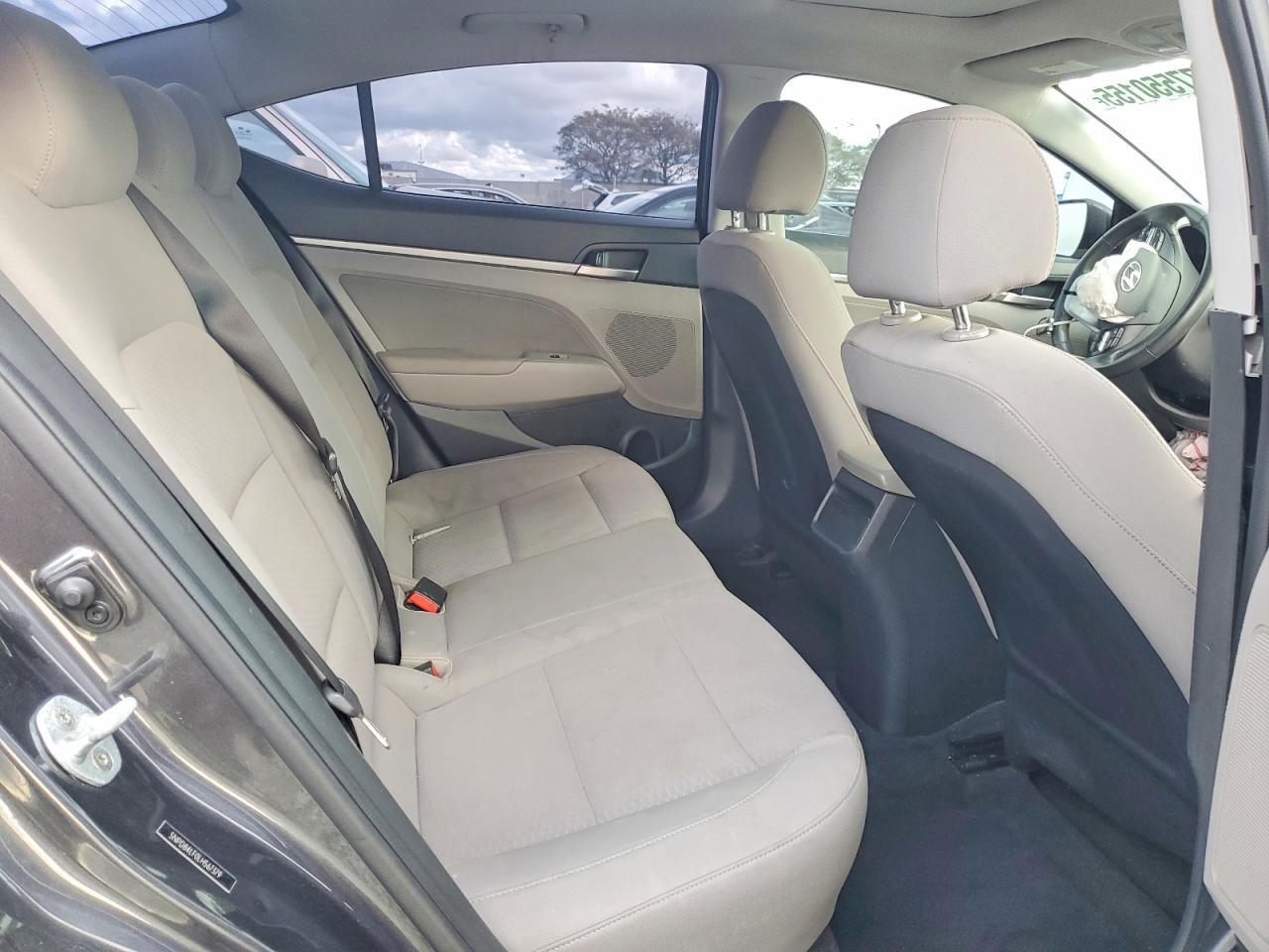 2020 Hyundai Elantra Sel - zdjęcie 10