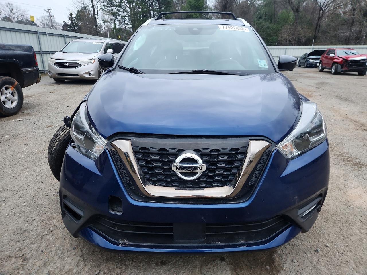 2020 Nissan Kicks Sr - zdjęcie 5