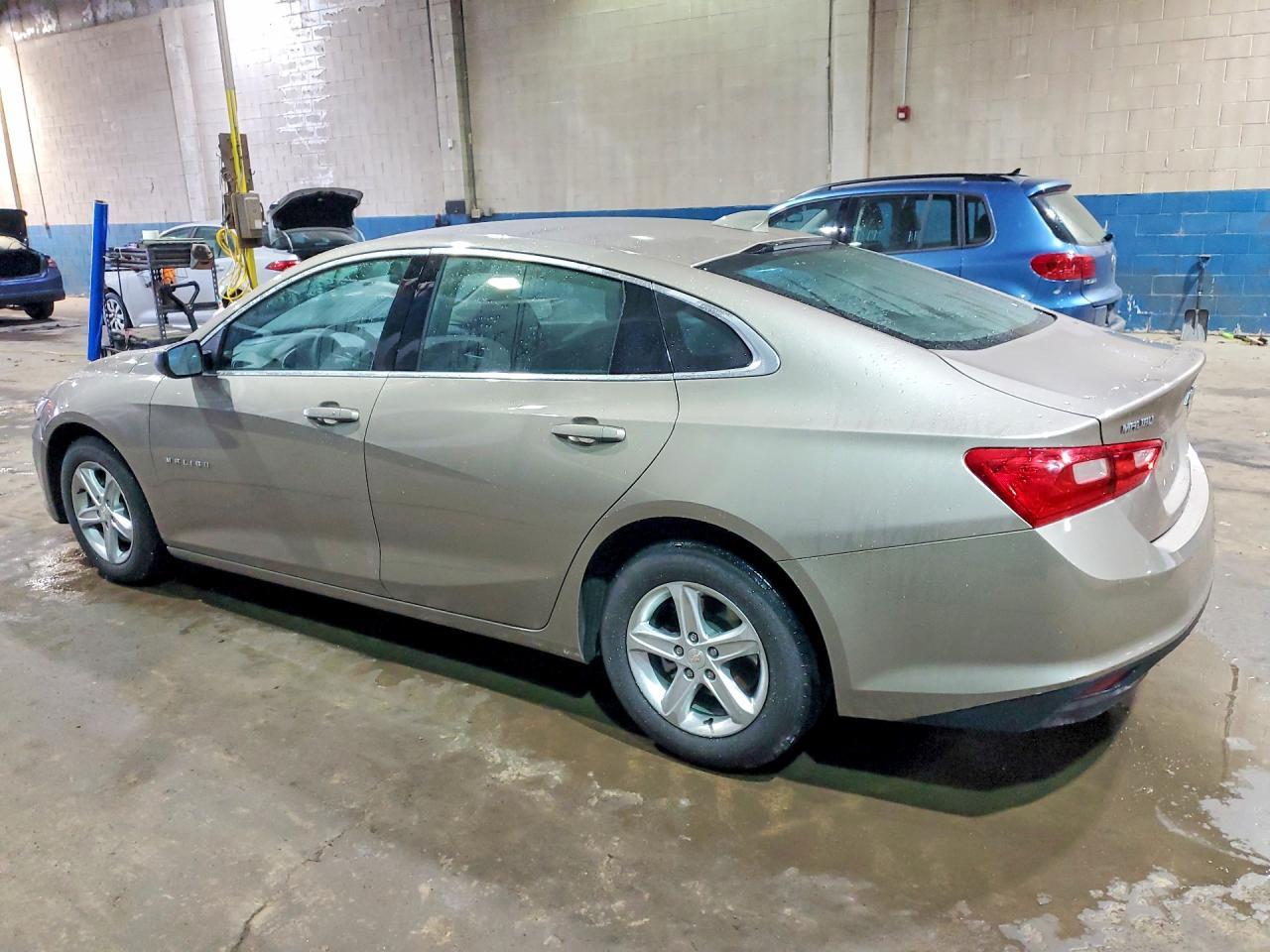 2023 Chevrolet Malibu Lt - zdjęcie 2
