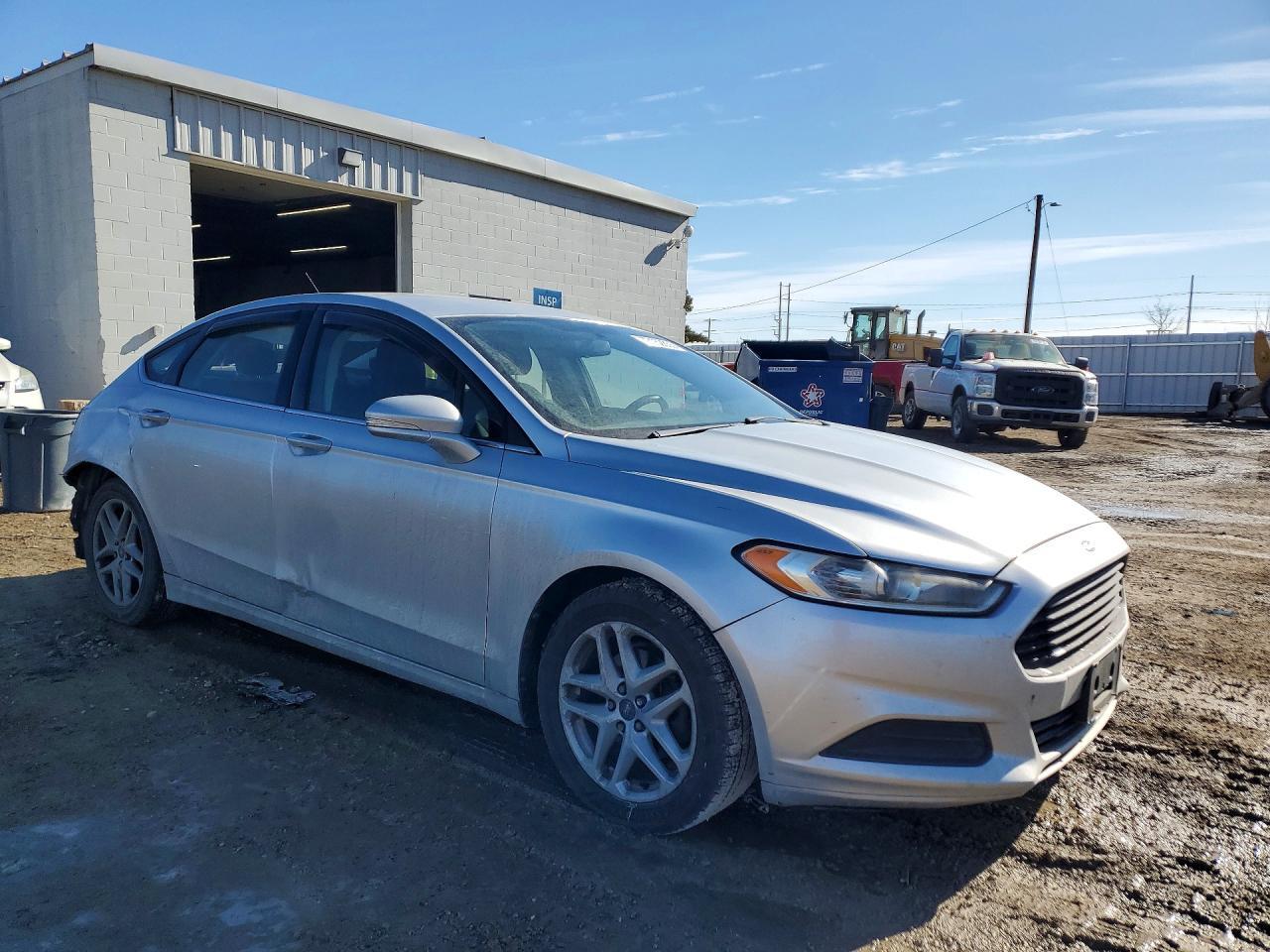 2013 Ford Fusion Se - zdjęcie 4