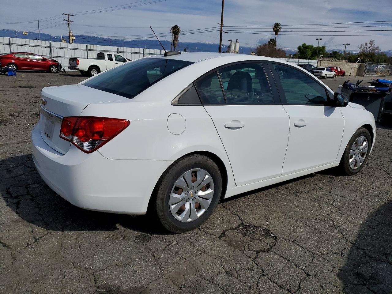 2016 Chevrolet Cruze Limited Ls - zdjęcie 3
