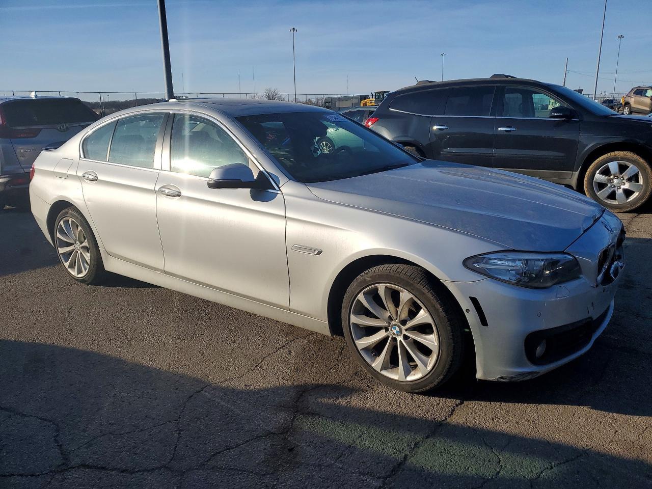 2016 BMW 528 Xi - zdjęcie 4