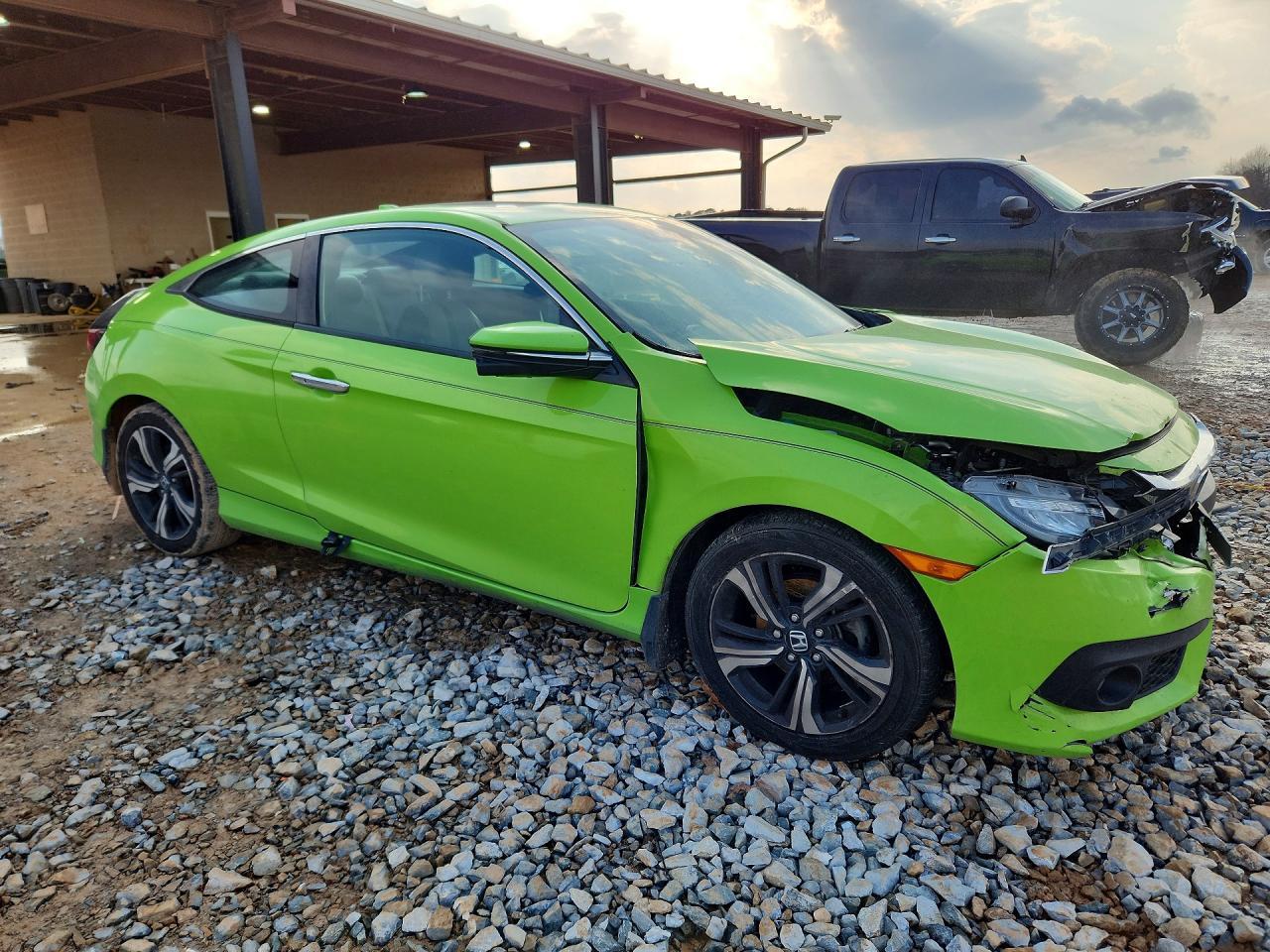 2017 Honda Civic Touring - zdjęcie 4