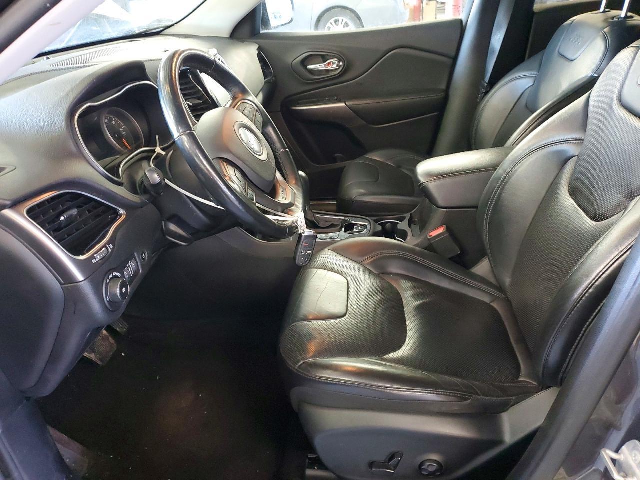 2019 Jeep Cherokee Limited - zdjęcie 7