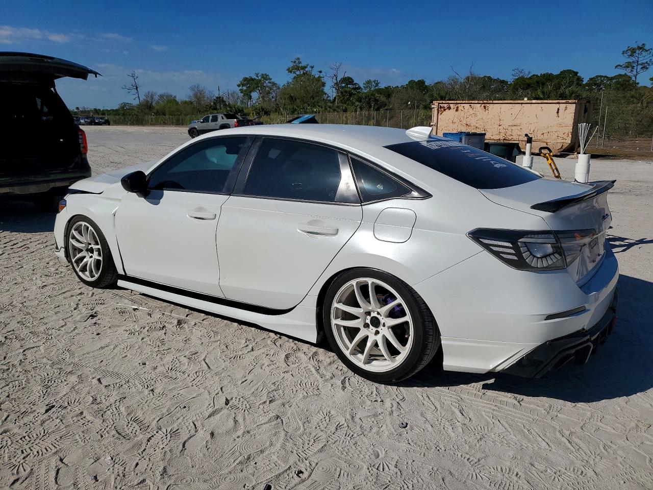 2023 Honda Civic Sport - zdjęcie 2