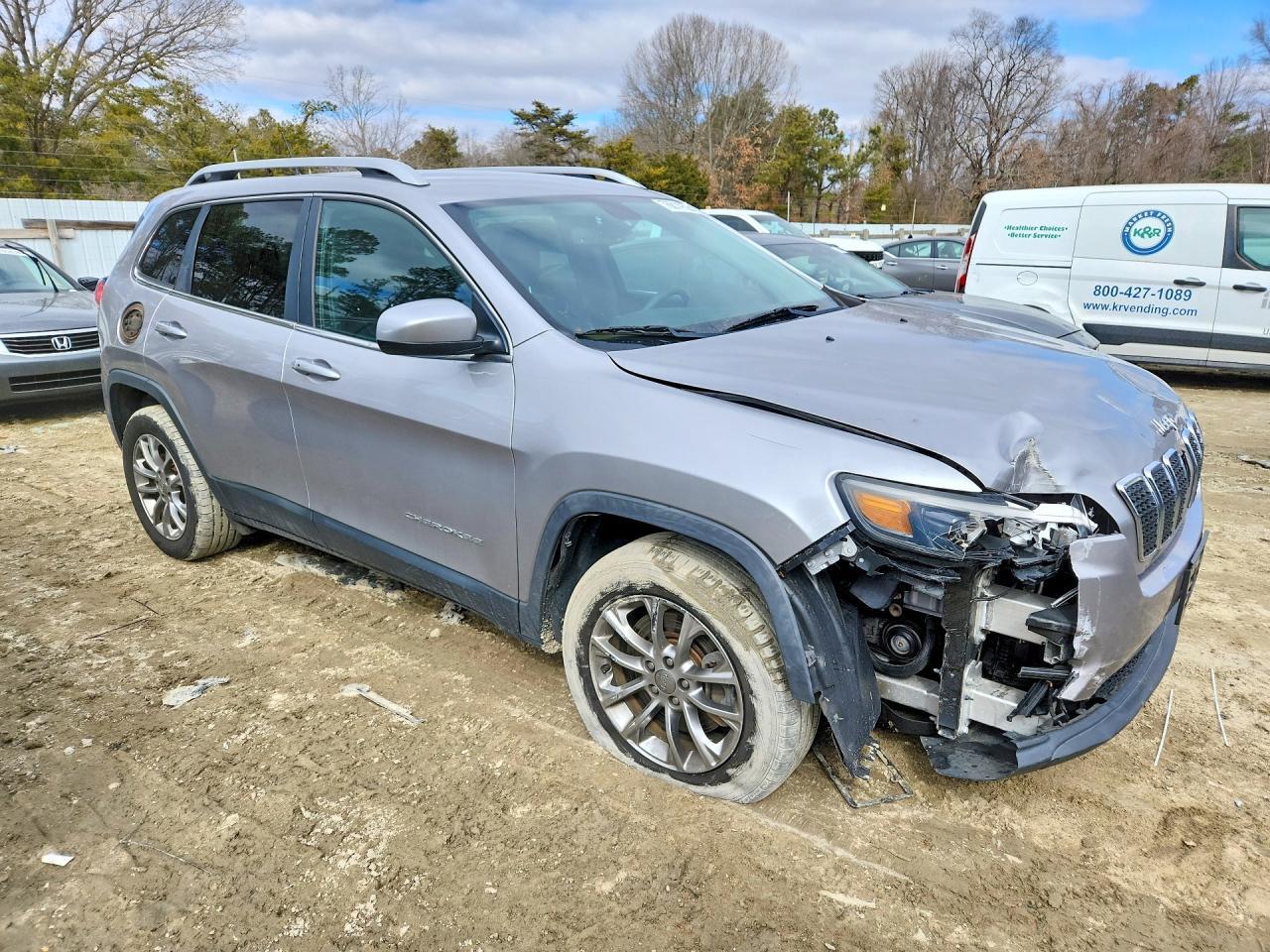 2019 Jeep Cherokee Latitude Plus - zdjęcie 4
