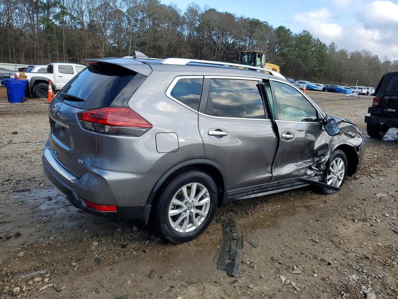 2018 Nissan Rogue S - zdjęcie 3