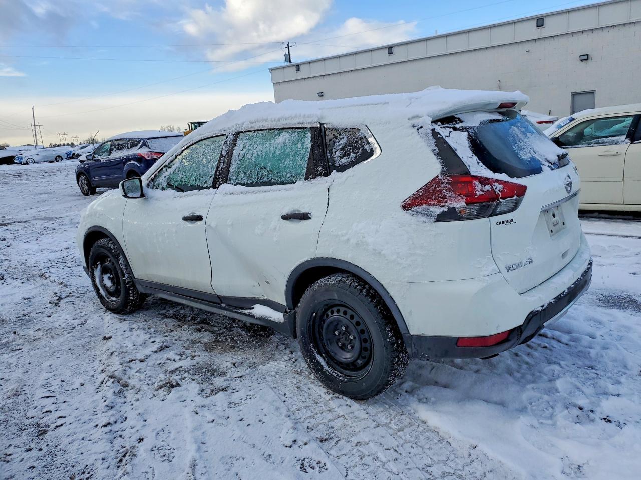 2019 Nissan Rogue S - zdjęcie 2