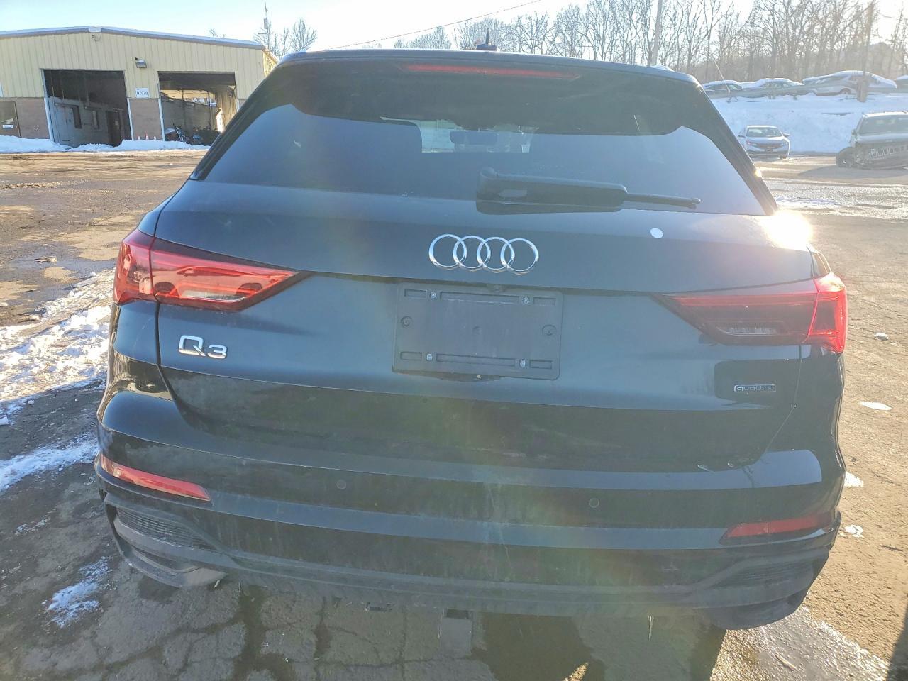 2024 Audi Q3 Premium Plus S Line 45 - zdjęcie 6