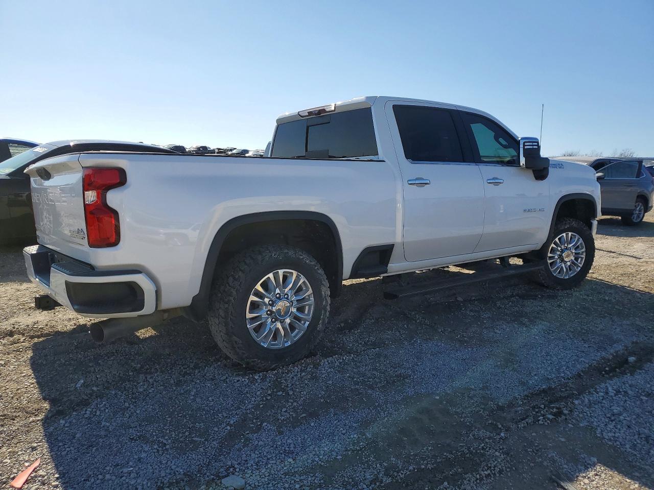 2021 Chevrolet Silverado K2500 High Country - zdjęcie 3