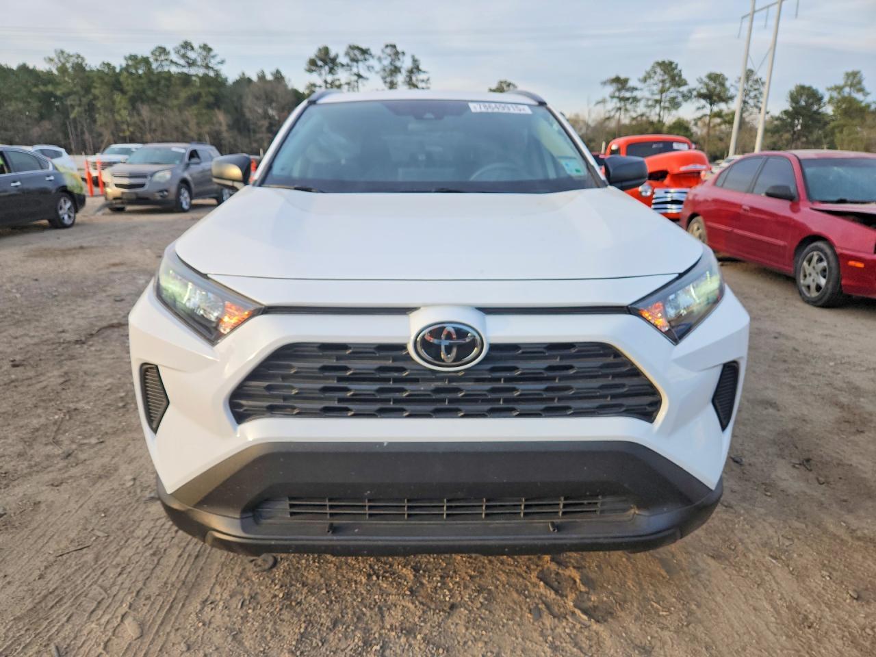 2021 Toyota Rav4 Le - zdjęcie 5