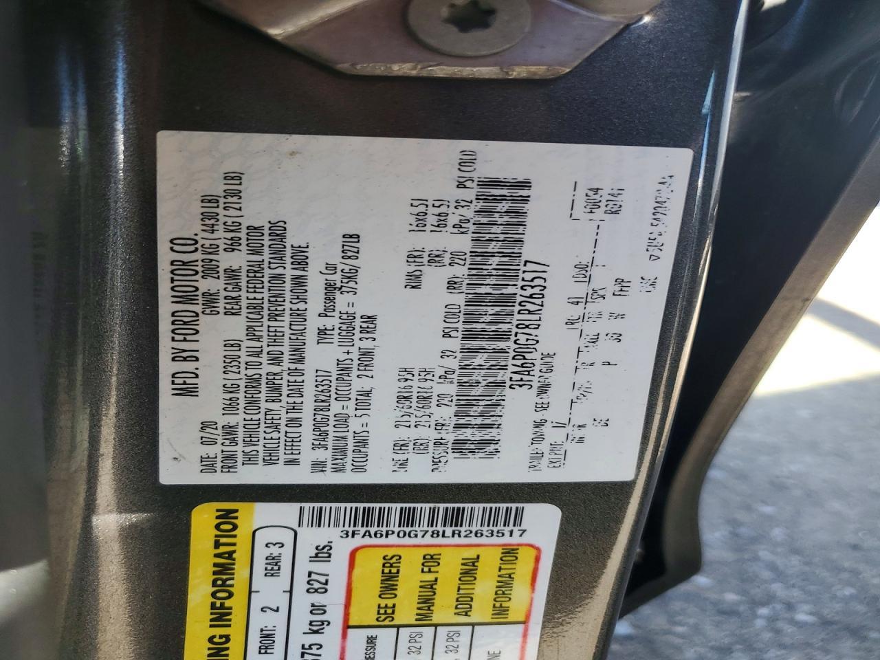 2020 Ford Fusion S - zdjęcie 12