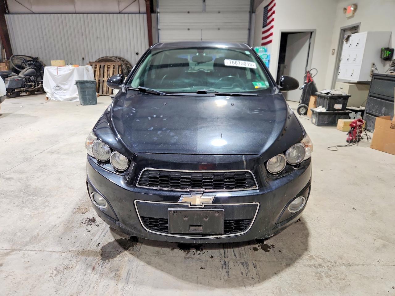 2014 Chevrolet Sonic - zdjęcie 5