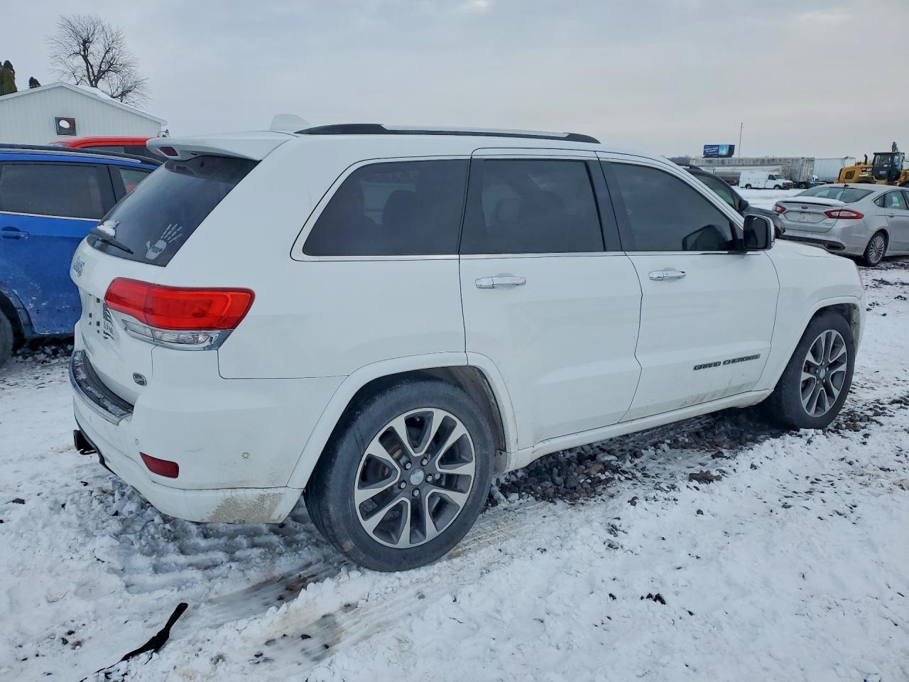 2017 Jeep Grand Cherokee Overland - zdjęcie 3