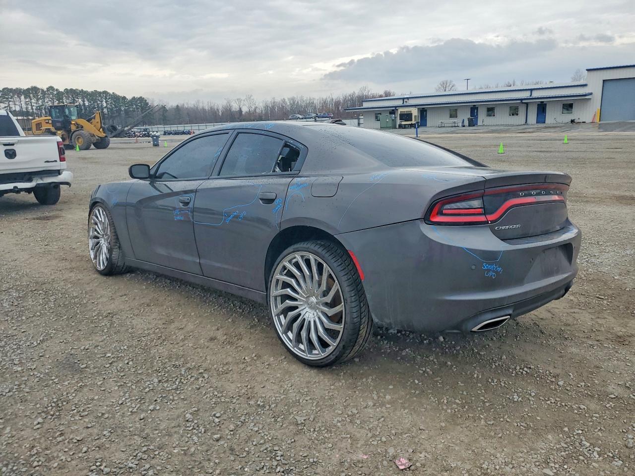2019 Dodge Charger Sxt - zdjęcie 2