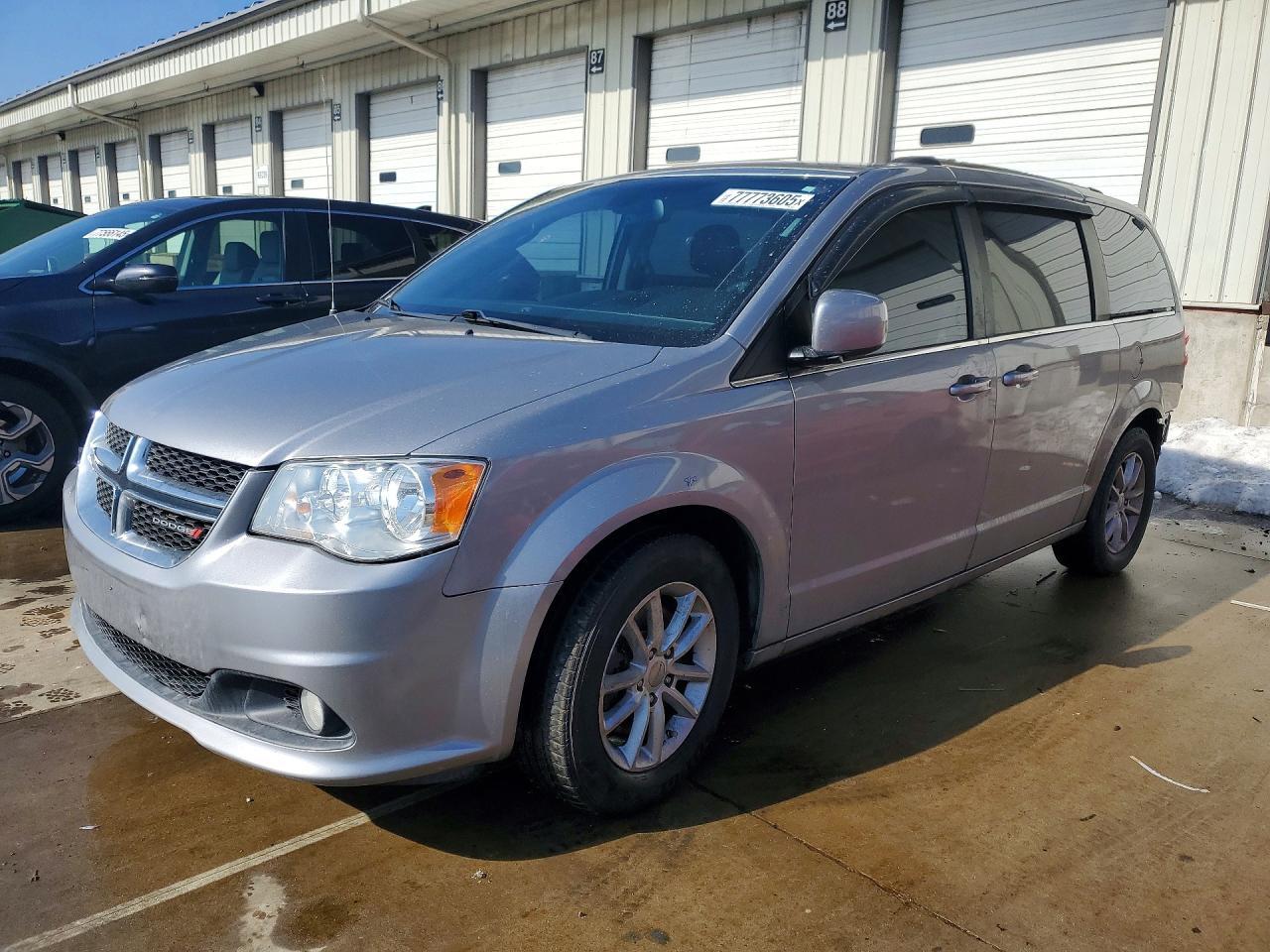2019 Dodge Grand Caravan Sxt - zdjęcie główne