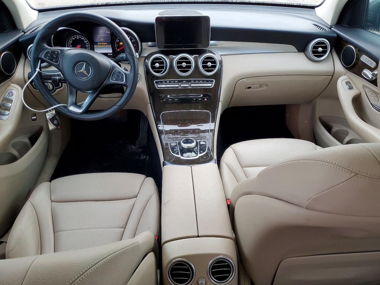 2018 Mercedes-Benz Glc 300 - zdjęcie 8