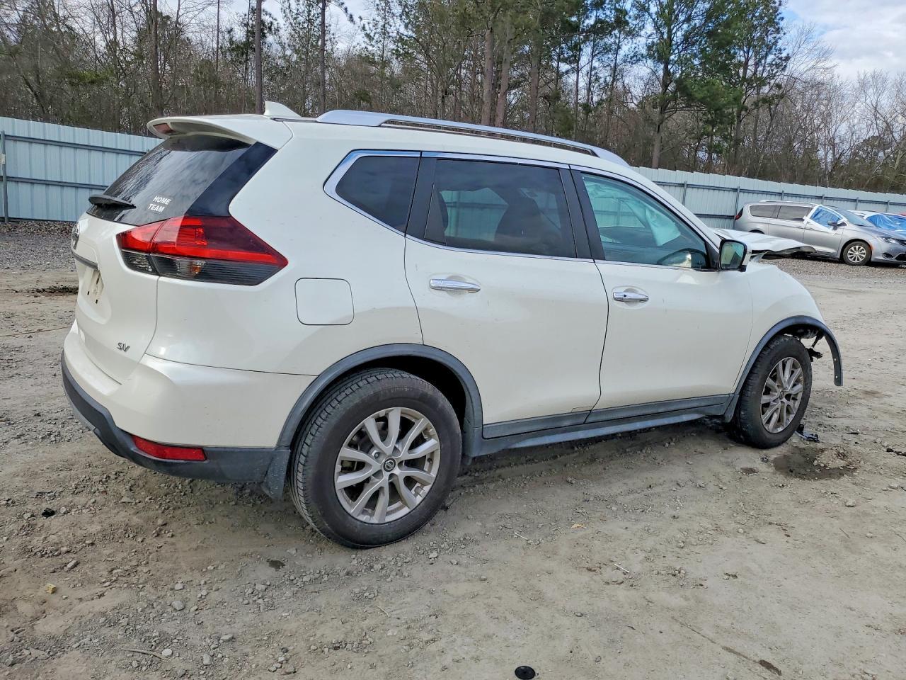 2018 Nissan Rogue Sv - zdjęcie 3