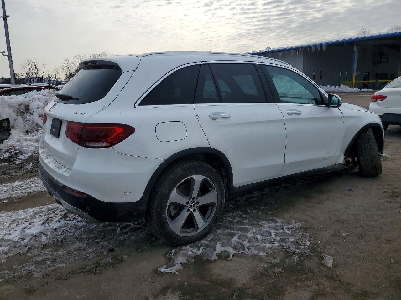 2022 Mercedes-Benz Glc 300 4Matic - zdjęcie 3