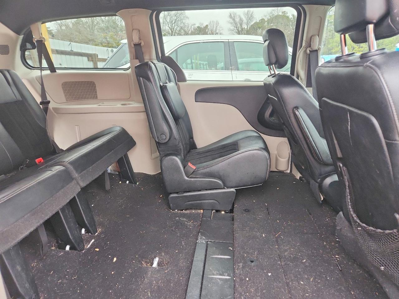 2017 Dodge Grand Caravan Sxt - zdjęcie 11